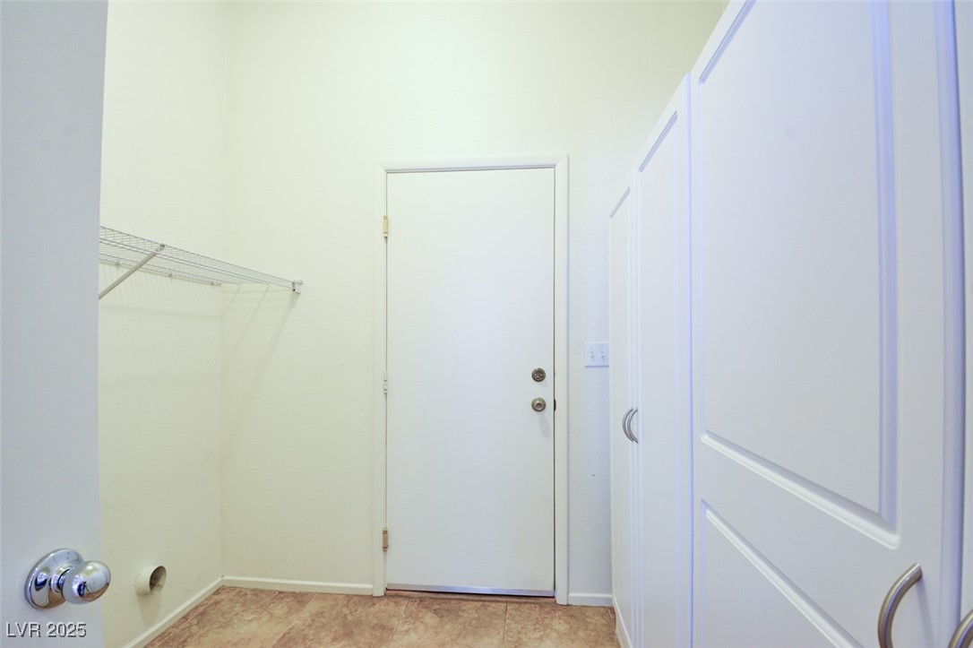 3429 Glacial Lake Street Property Photo 37