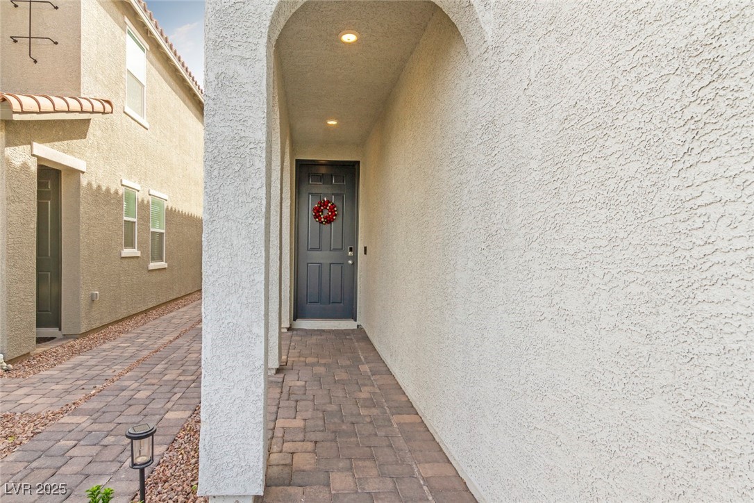 5161 Birchland Manor Avenue Property Photo 4