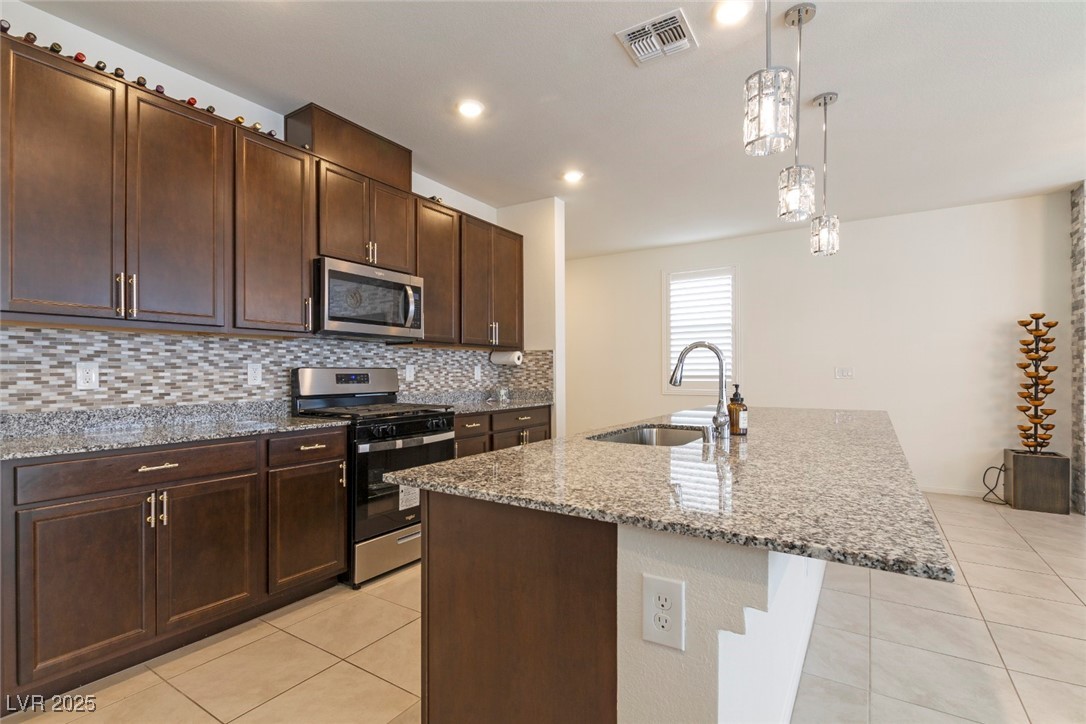 5161 Birchland Manor Avenue Property Photo 12
