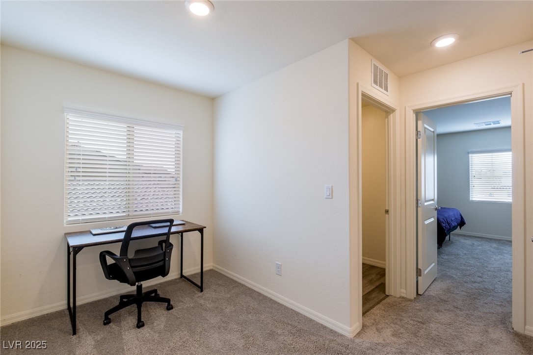 4128 Golden Sol Street Property Photo 11