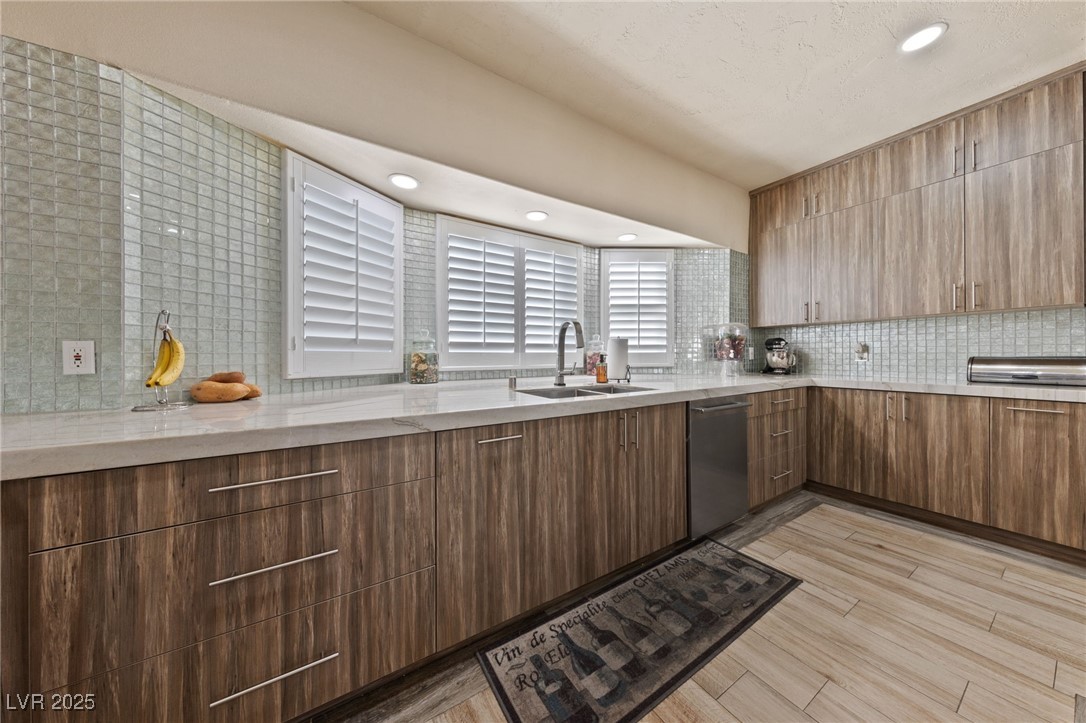 1860 Jasmine Joy Court Property Photo 14