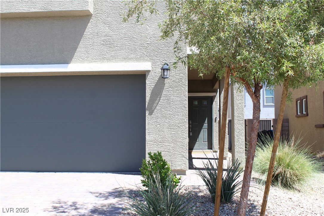 7712 Markarian Street Property Photo 2