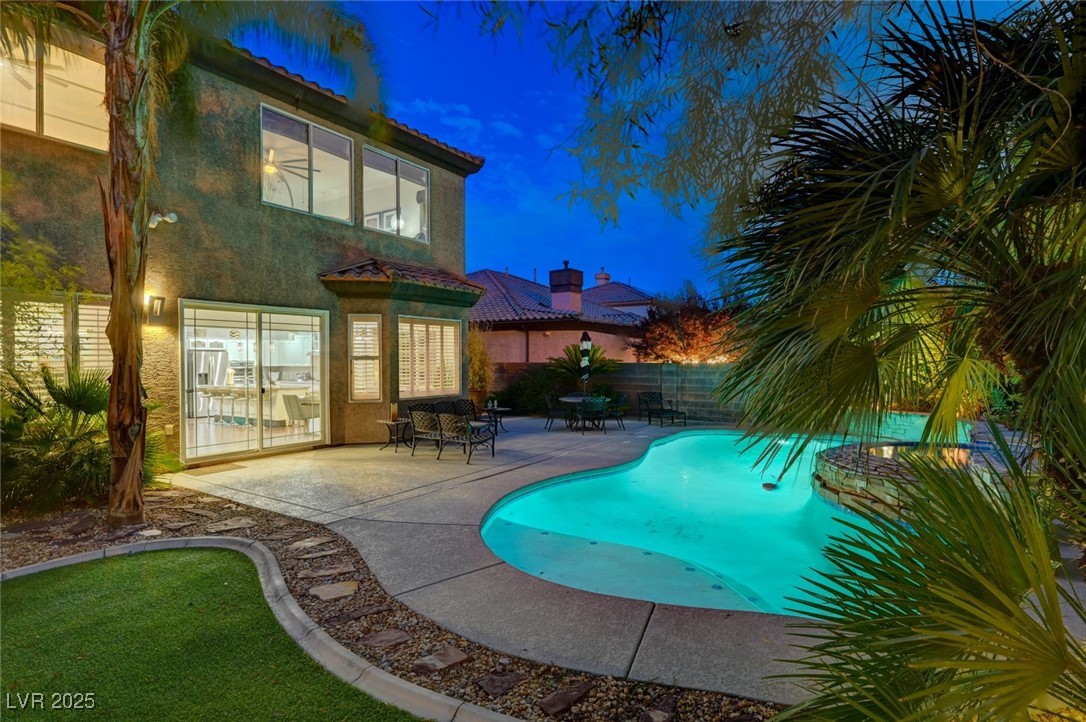 9593 Los Cotos Court Property Photo 7