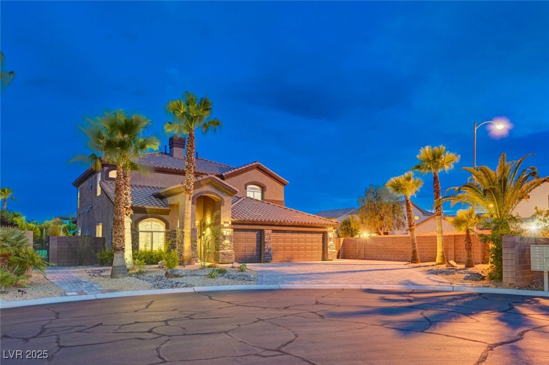 9593 Los Cotos Court Property Photo 12