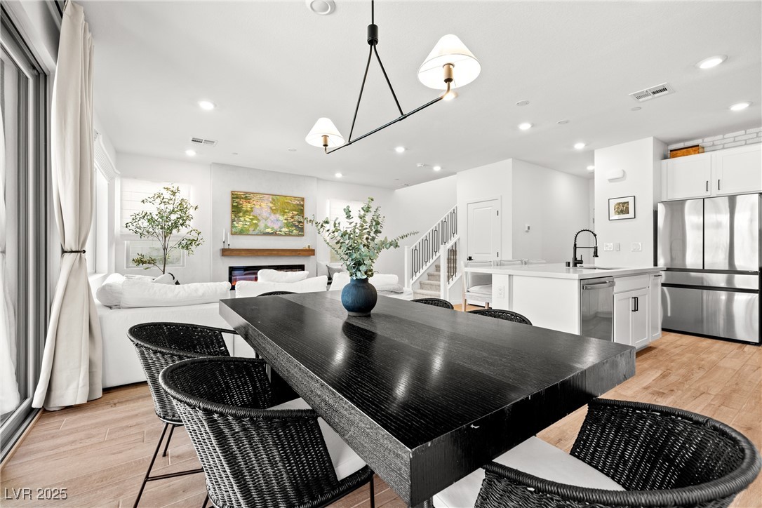 11652 Desert Hollow Avenue Property Photo 8