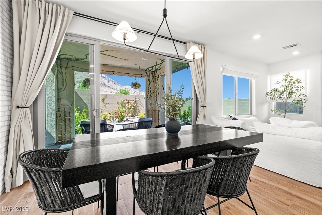 11652 Desert Hollow Avenue Property Photo 12