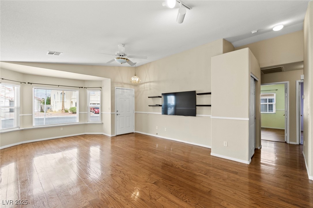 5113 Backwoodsman Avenue Property Photo 2