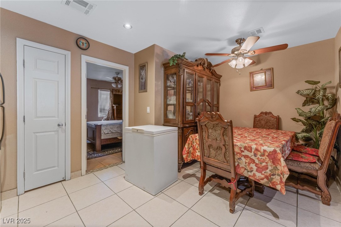 2211 Sleepy Court Property Photo 12