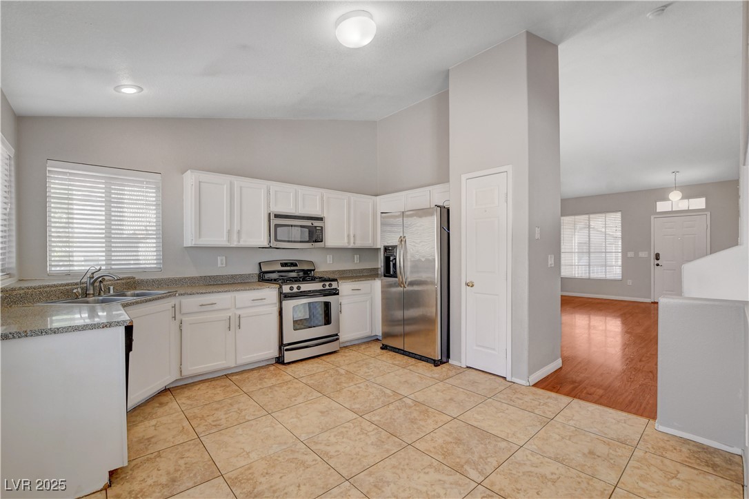 9539 Malvasia Court Property Photo 10