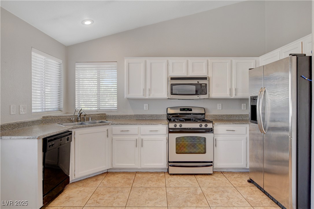 9539 Malvasia Court Property Photo 11