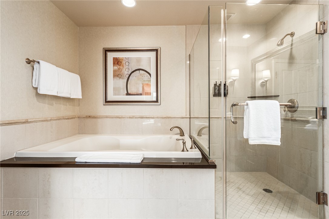 145 East Harmon Avenue 2019 Property Photo 14