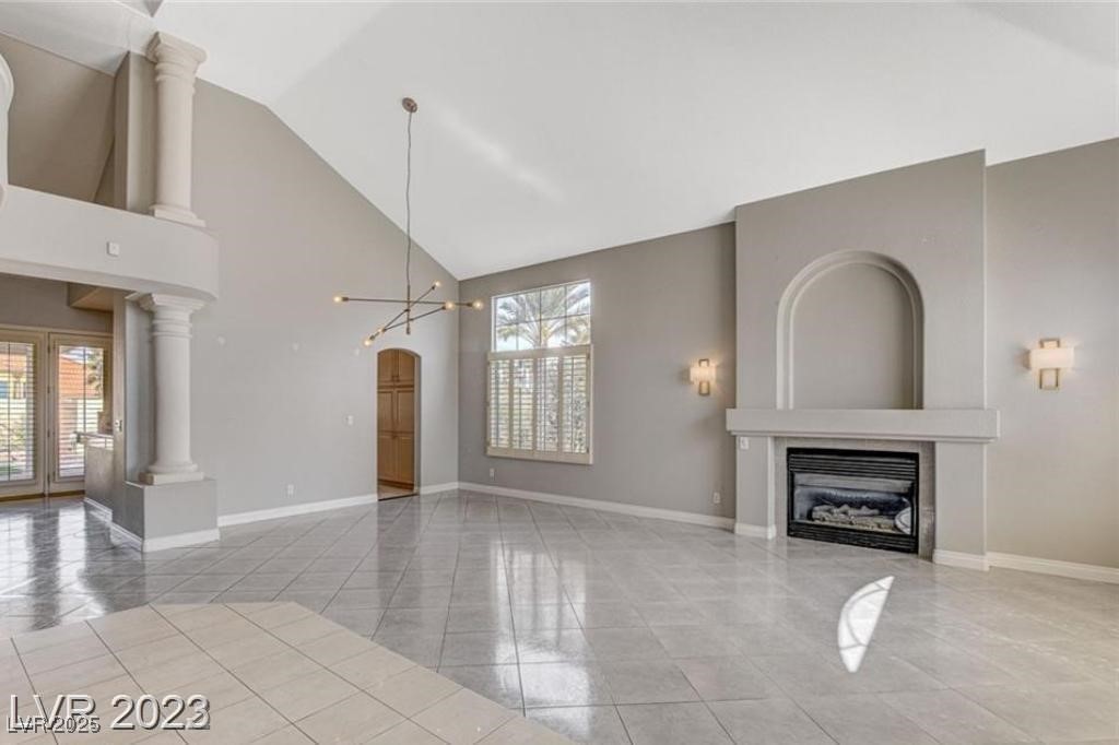 1842 Bogey Way Property Photo 2