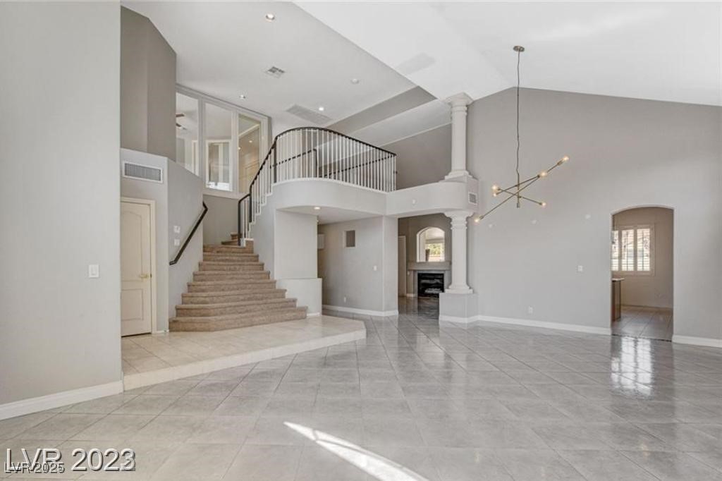 1842 Bogey Way Property Photo 3