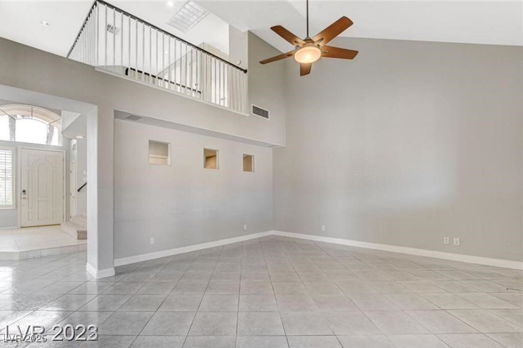 1842 Bogey Way Property Photo 10