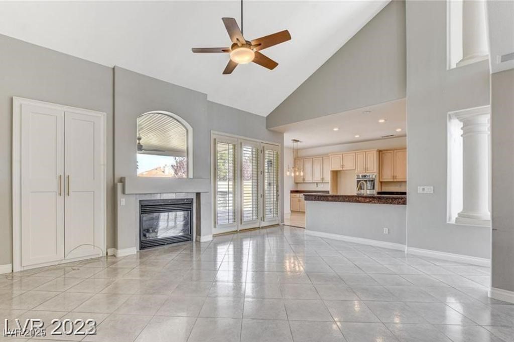 1842 Bogey Way Property Photo 12