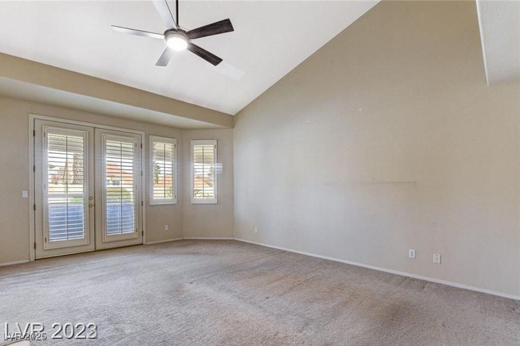 1842 Bogey Way Property Photo 21