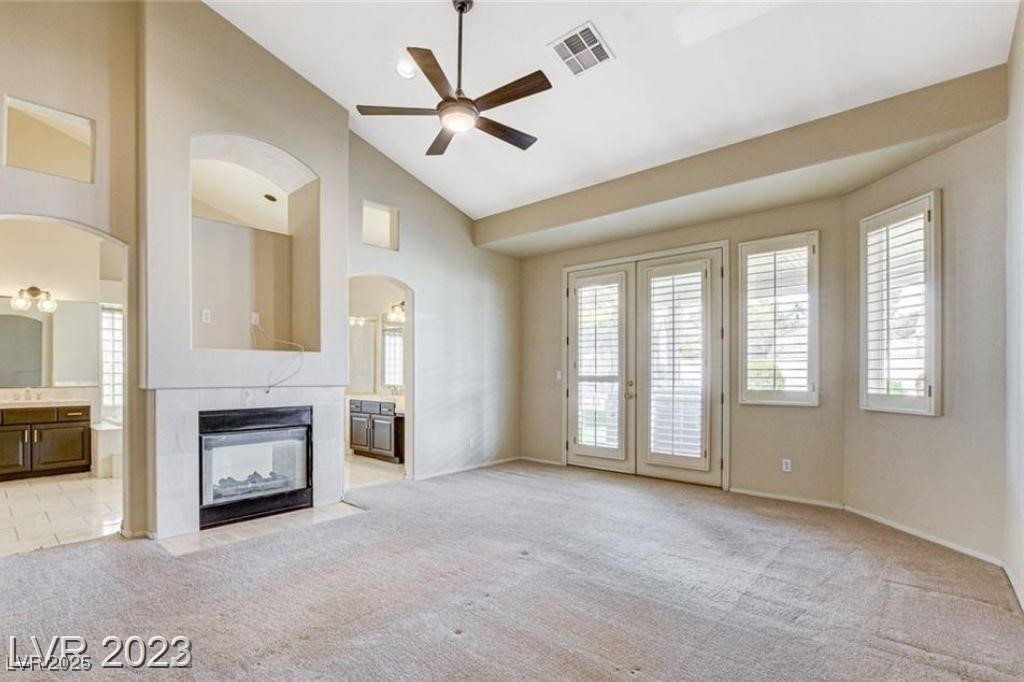 1842 Bogey Way Property Photo 22