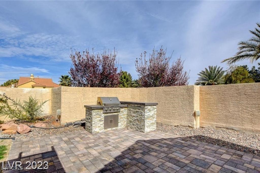 1842 Bogey Way Property Photo 45