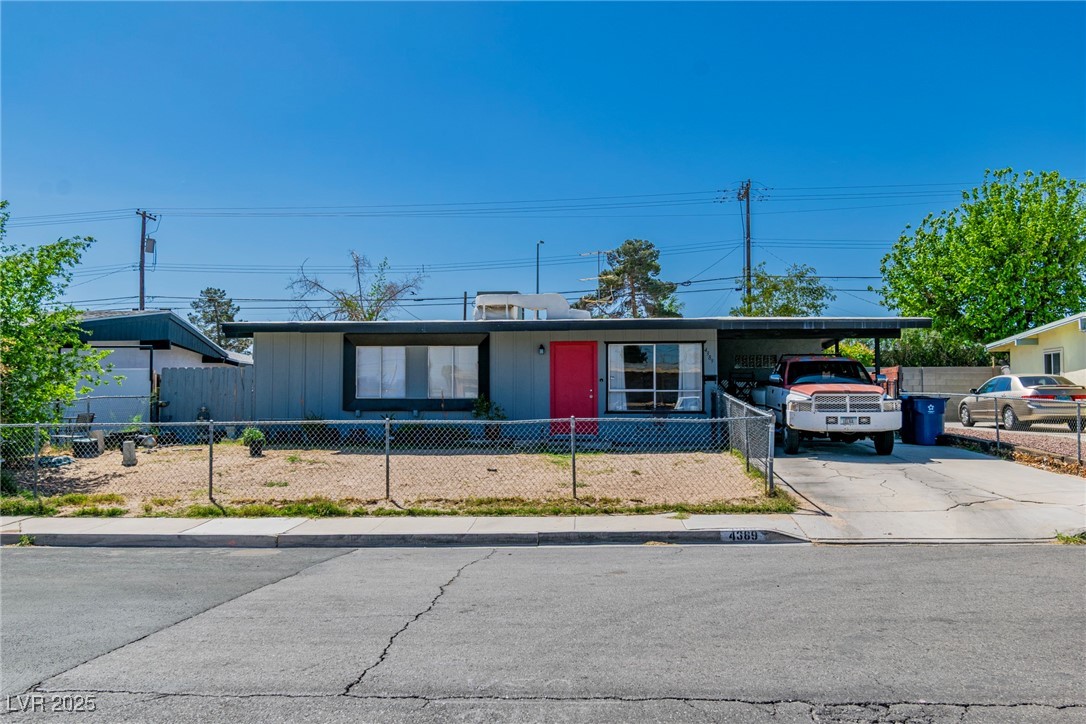 4389 Avondale Avenue Property Photo 2