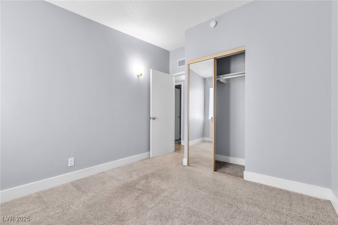 4389 Avondale Avenue Property Photo 20