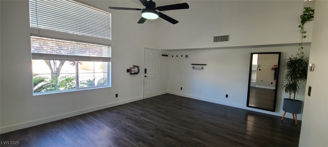 8709 Autumn Wreath Avenue Property Photo 23