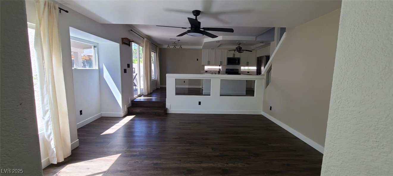 8709 Autumn Wreath Avenue Property Photo 34