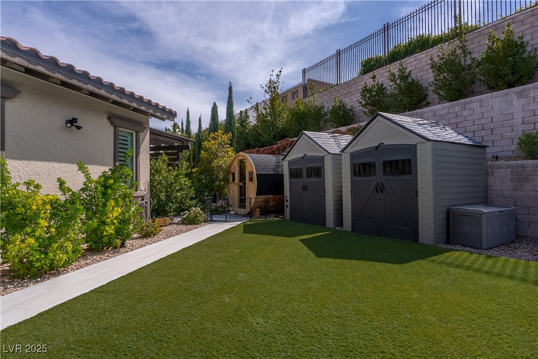 12119 Castilla Rain Avenue Property Photo 22