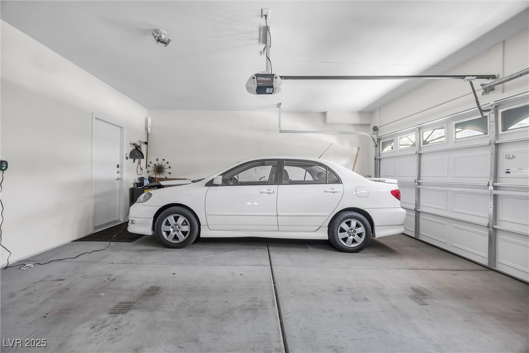 2421 Gamma Ray Place Property Photo 23