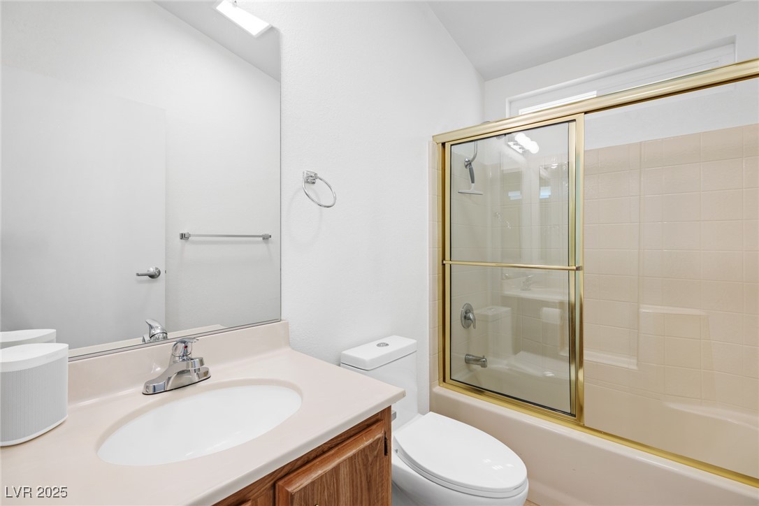 566 Lake Michigan Lane Property Photo 34