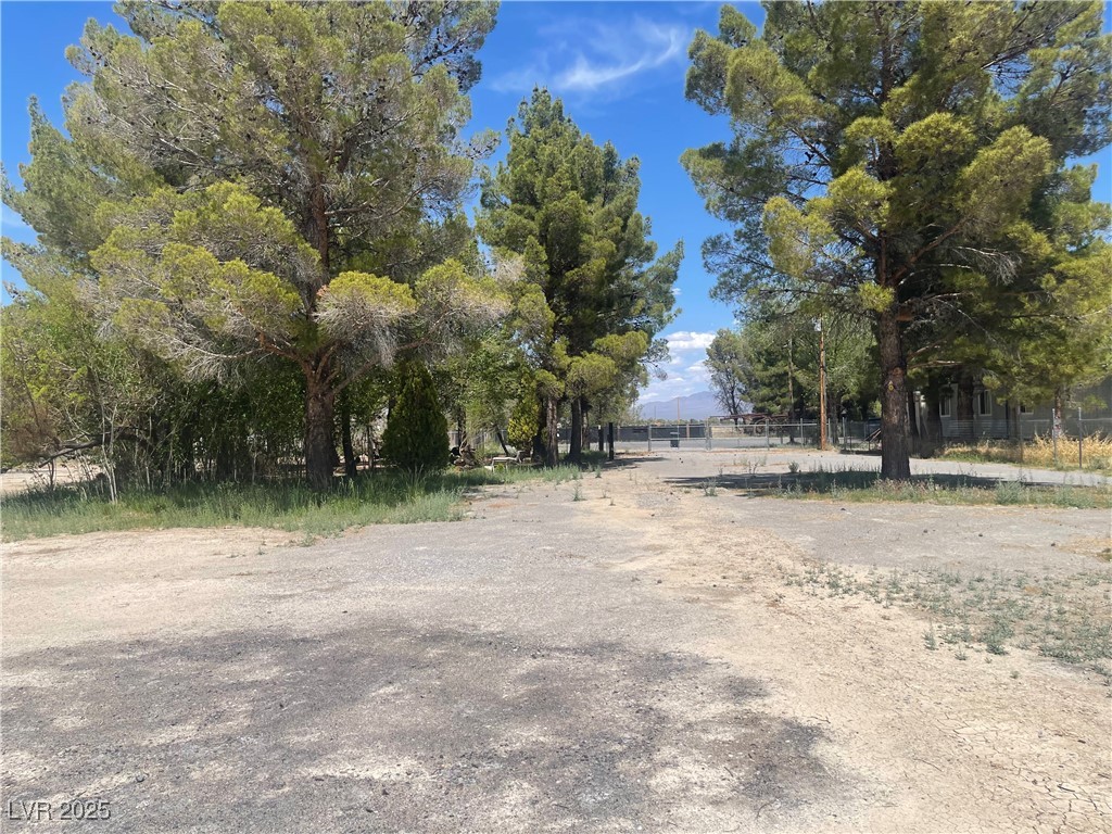 2431 Dyer Court Property Photo 4
