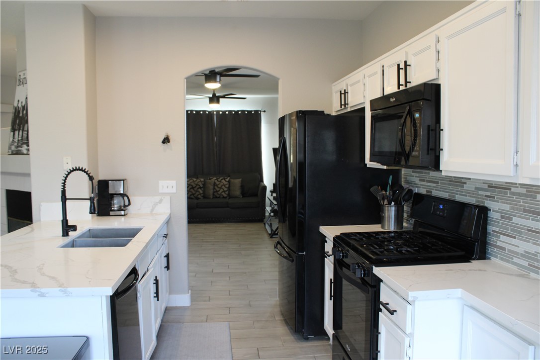 3524 Silver Lantern Drive Property Photo 2