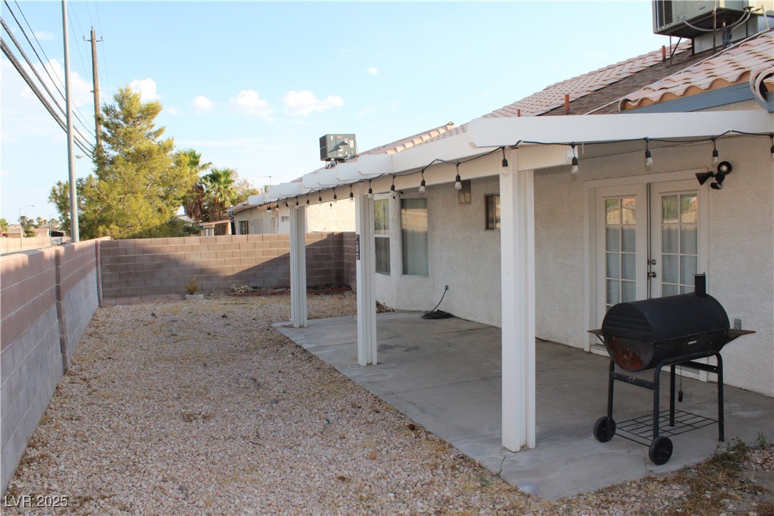3524 Silver Lantern Drive Property Photo 11