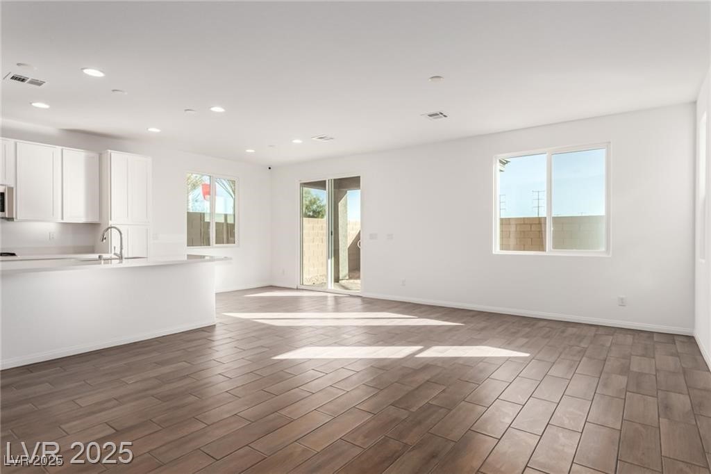 10328 Apefly Street Property Photo 10