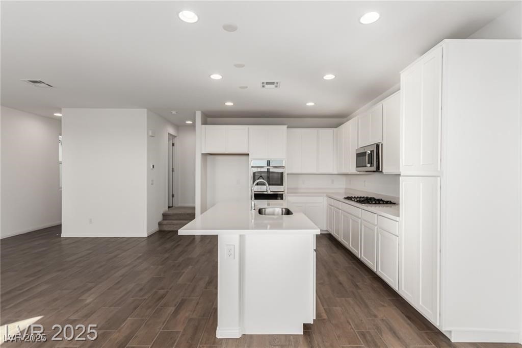 10328 Apefly Street Property Photo 17