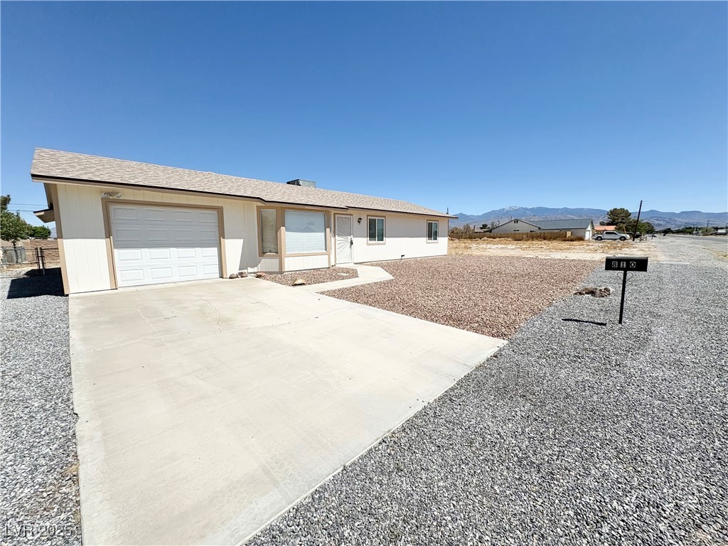 810 East Calvada Boulevard Property Photo
