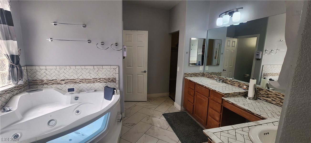 6944 Puetollano Drive Property Photo 17