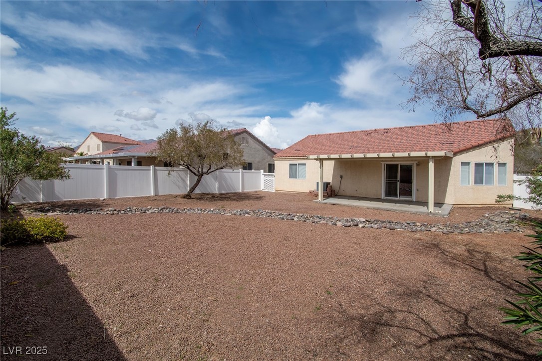 6615 Montezuma Castle Lane Property Photo 5