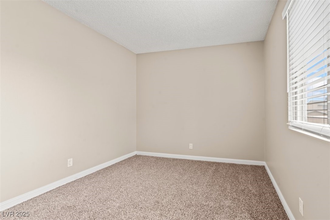 4920 Larkspur Street Property Photo 17