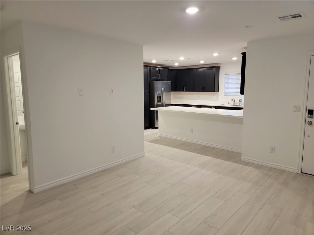 6139 Rathbone Street Property Photo 6