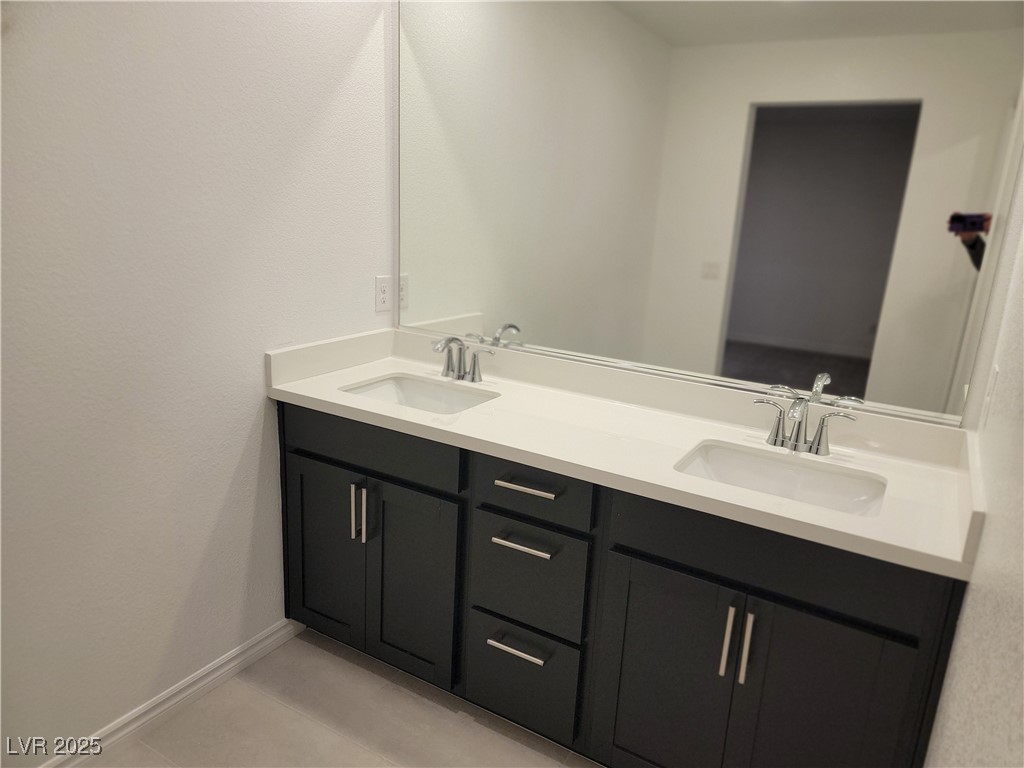 6139 Rathbone Street Property Photo 27