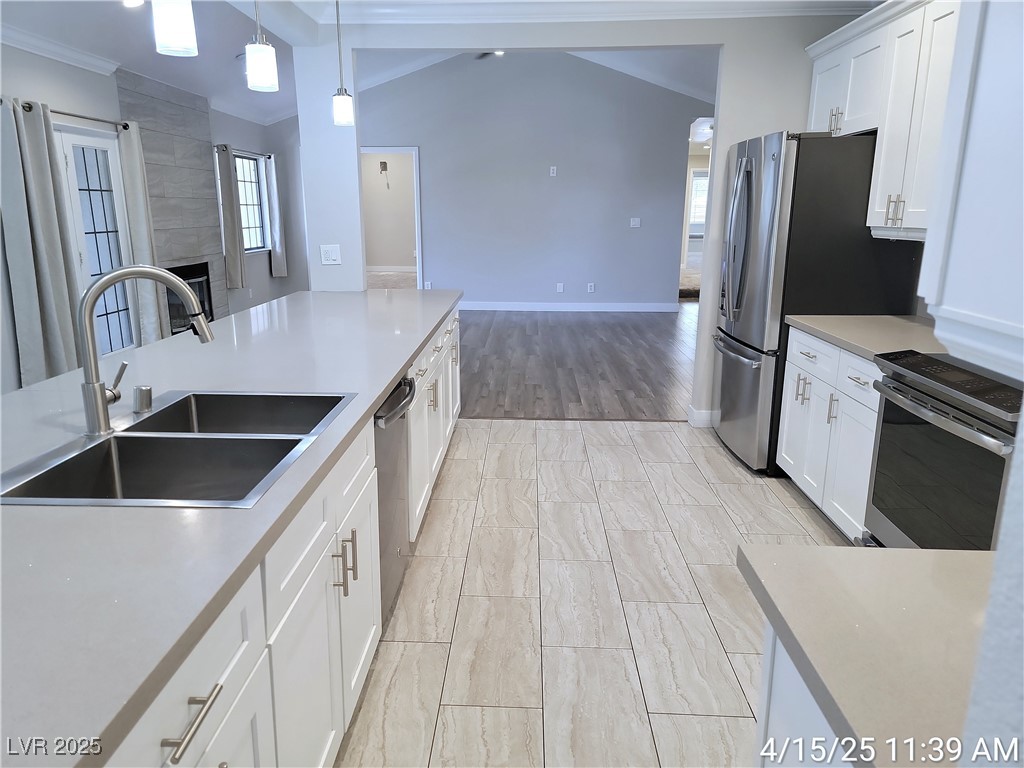 1913 Hobson Drive Property Photo 14