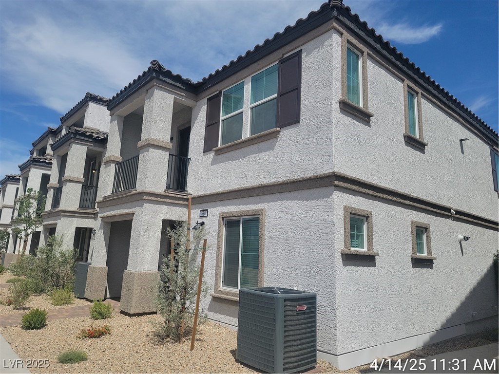 668 Bellus Place Property Photo 1