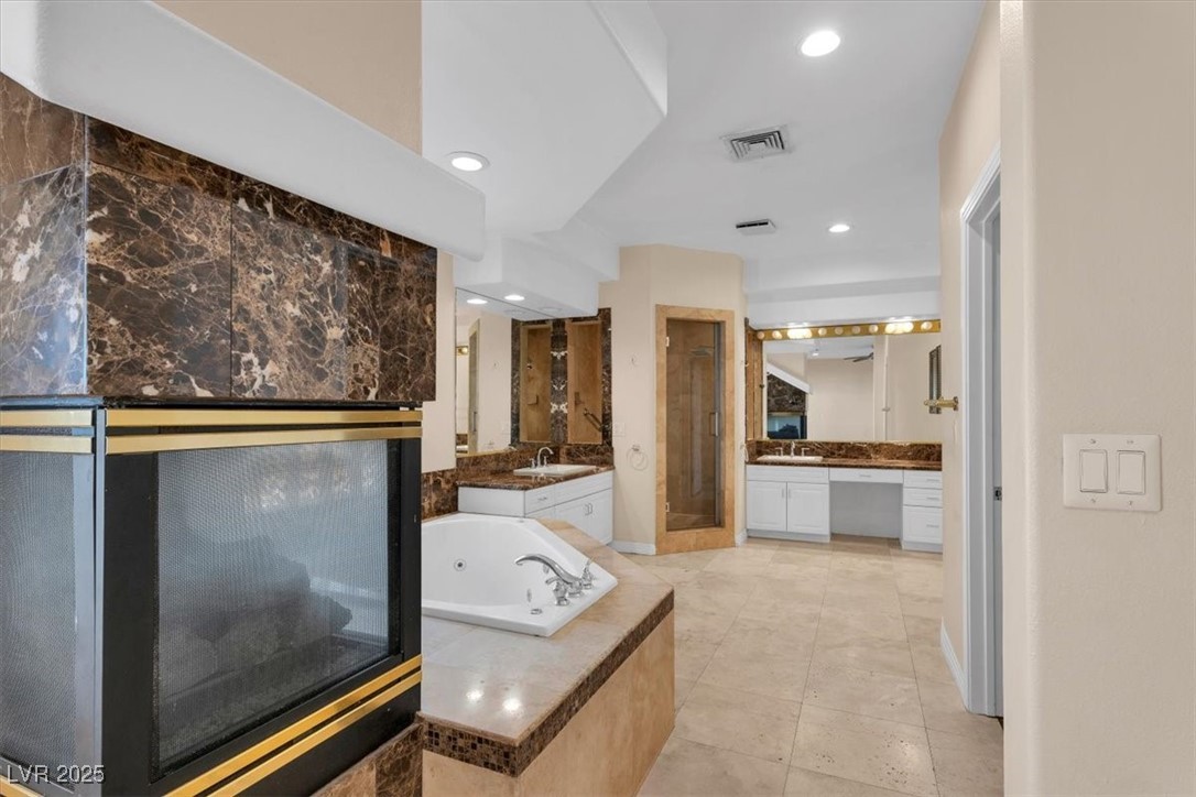 7956 Marbella Circle Property Photo 15
