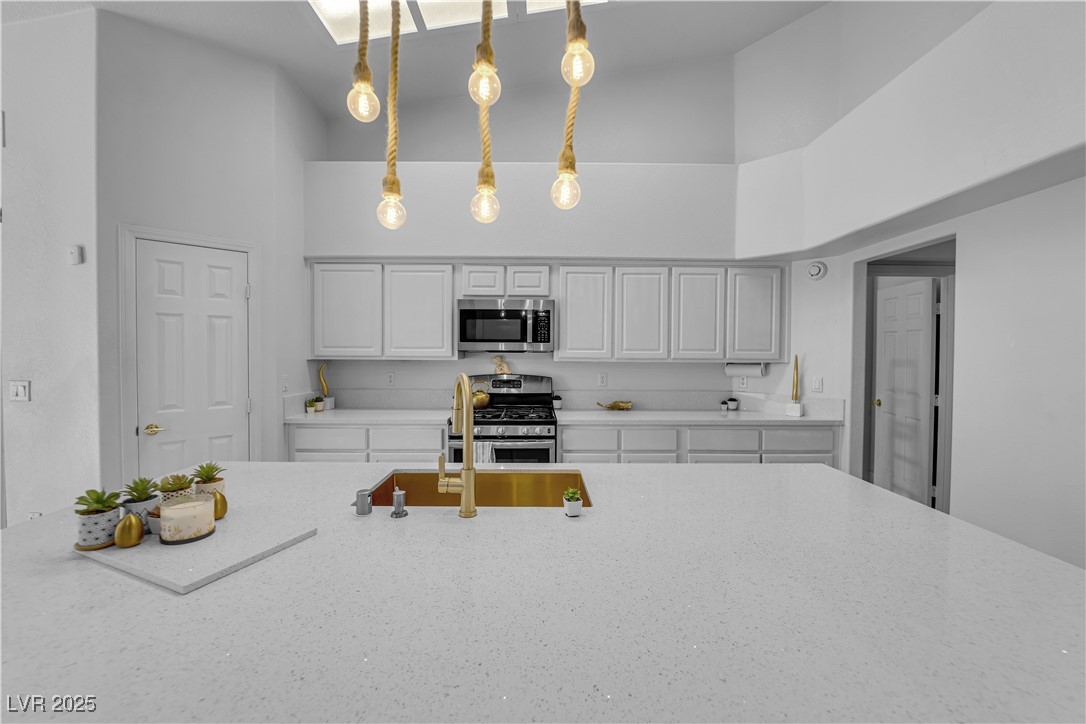 9155 Bush Poppy Avenue Property Photo 30