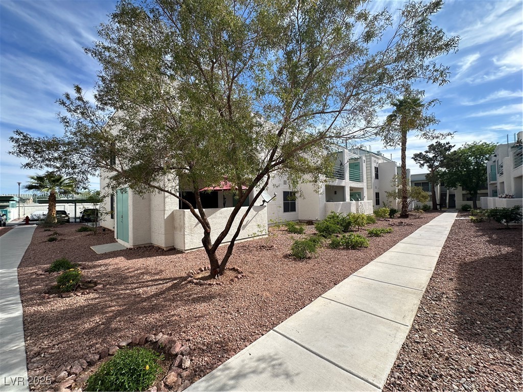 7100 Pirates Cove Road 2061 Property Photo 2