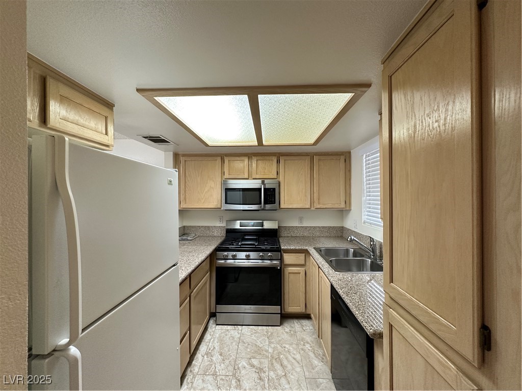 7100 Pirates Cove Road 2061 Property Photo 6