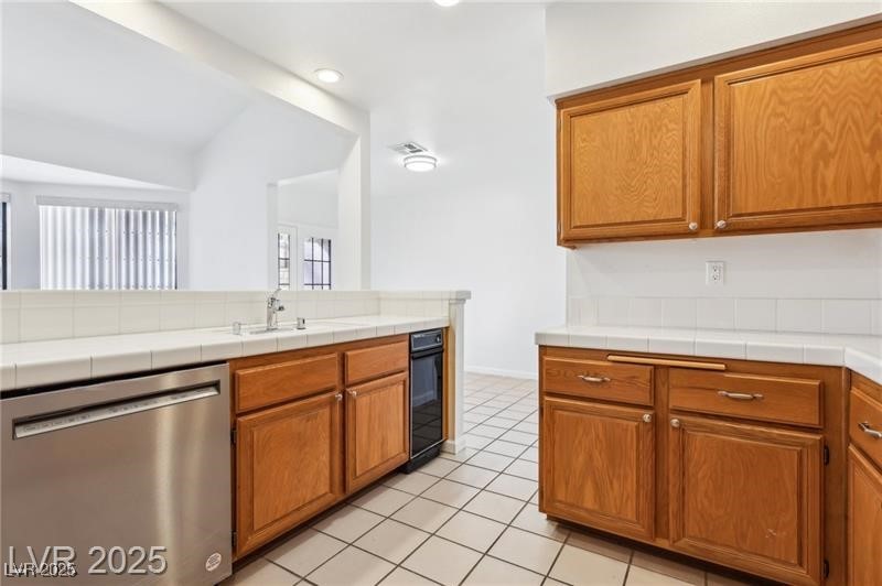 1911 Hobson Drive Property Photo 13