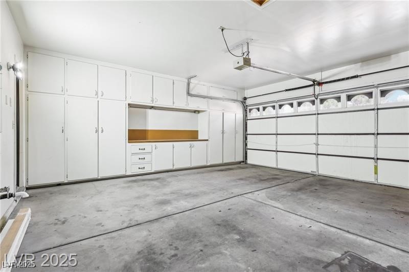 1911 Hobson Drive Property Photo 35