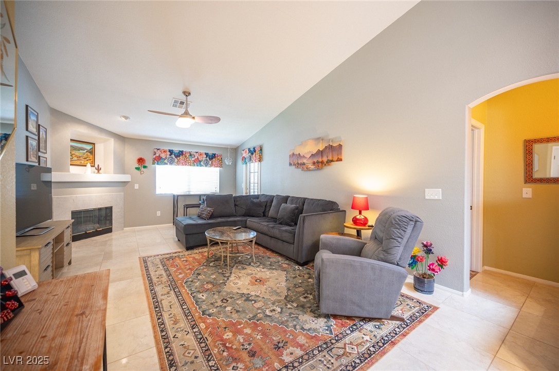 3320 South Fort Apache Road 224 Property Photo 8