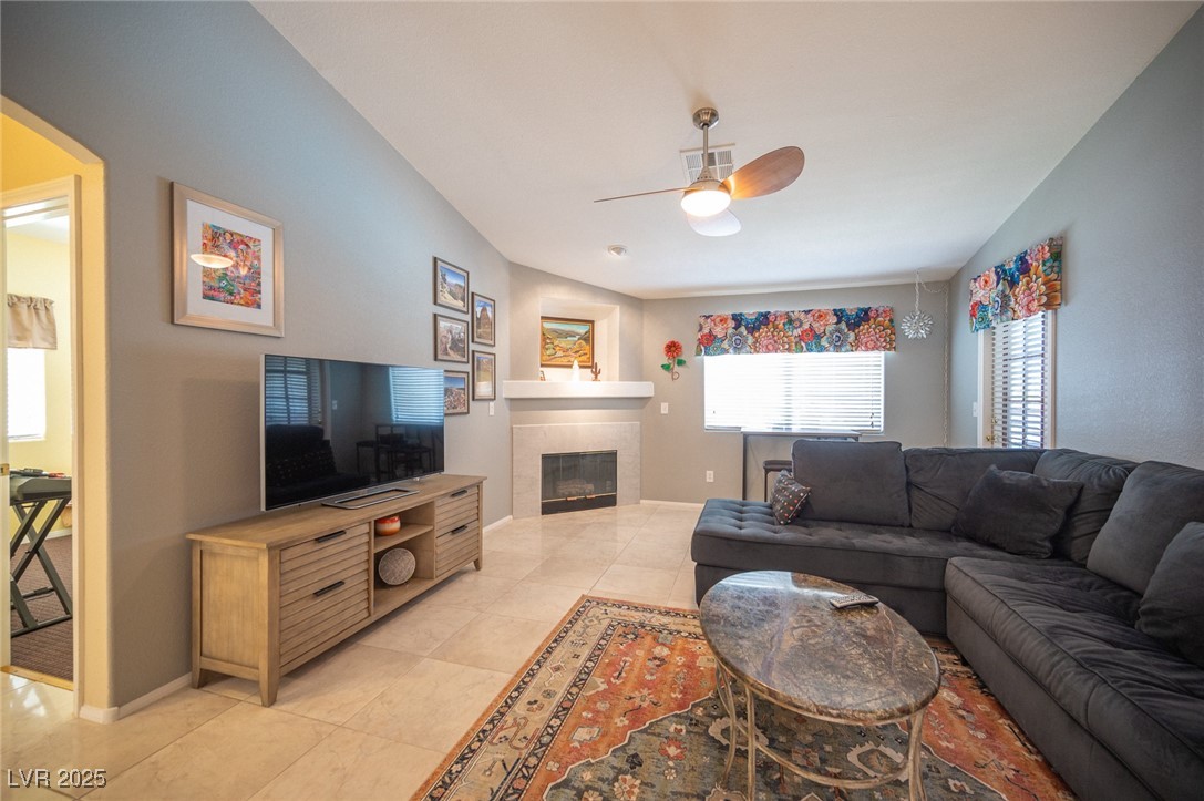 3320 South Fort Apache Road 224 Property Photo 10